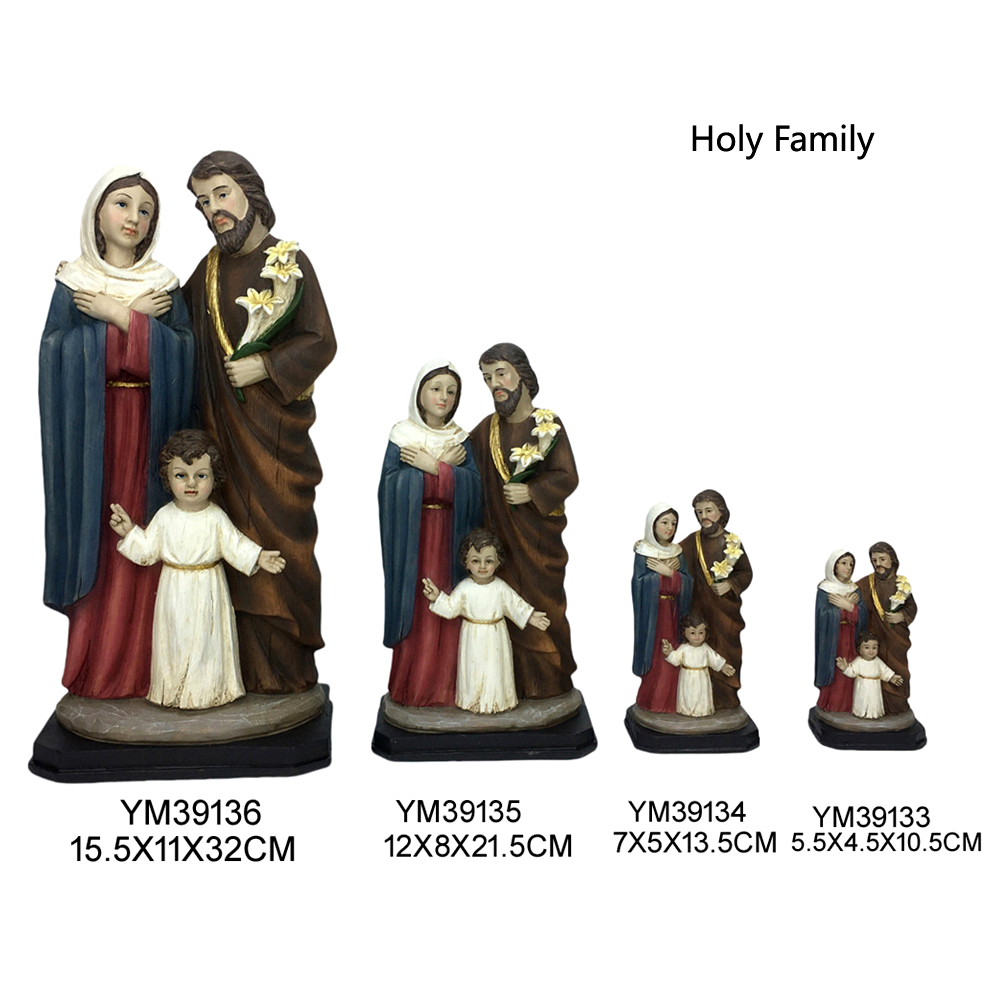 01.Holy Family