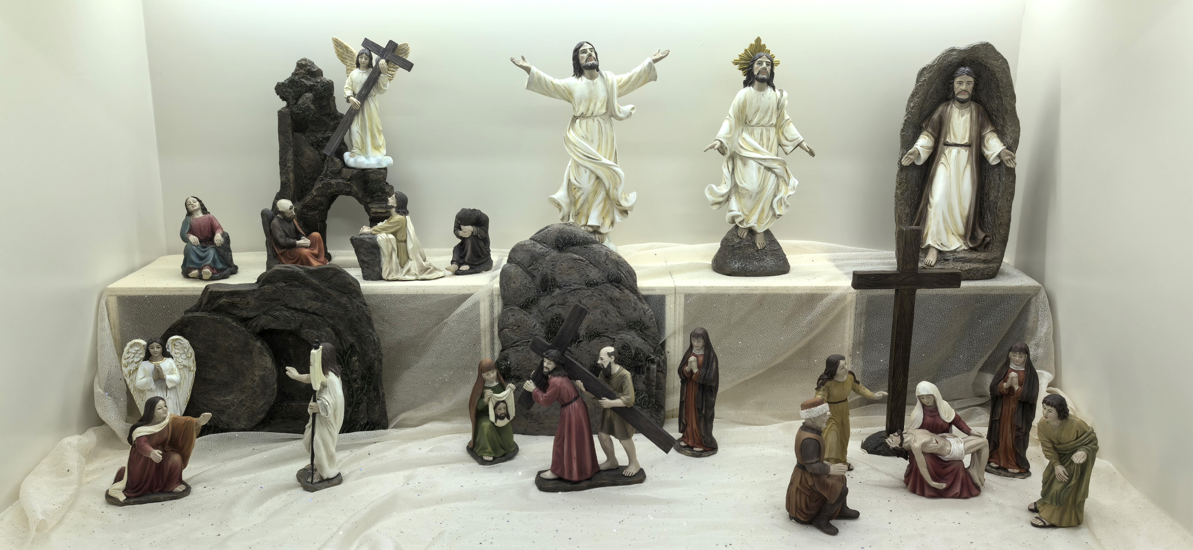 Rising Jesus